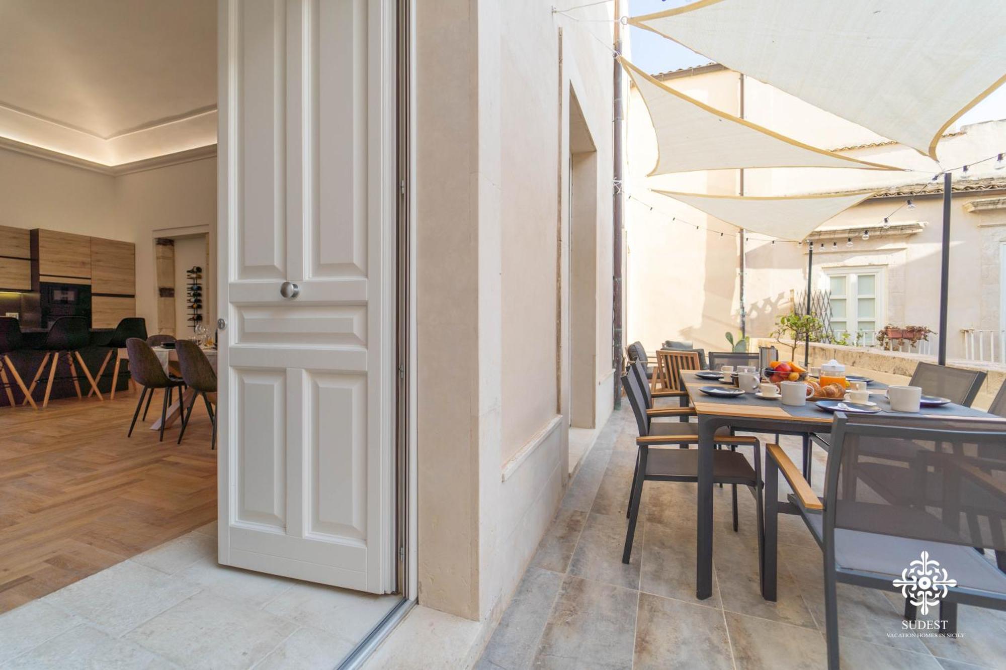 Residenza Dumah - Elegante Dimora In Centro Apartment Syracuse Exterior photo